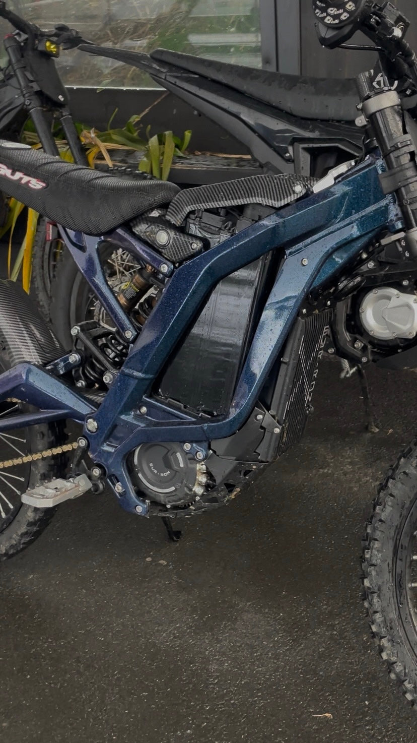 Surron “Vanta Black” Invisible Battery Wrap