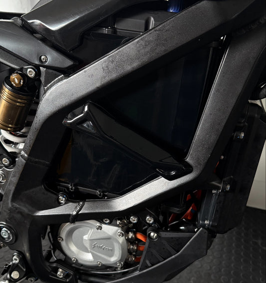 Surron “Vanta Black” Invisible Battery Wrap